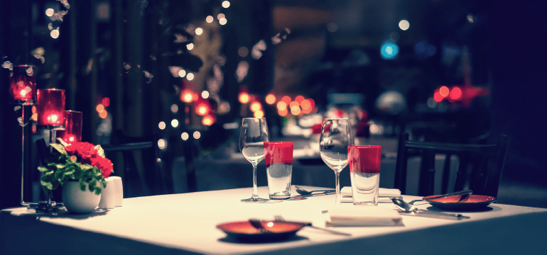 special-and-themed-table-setting